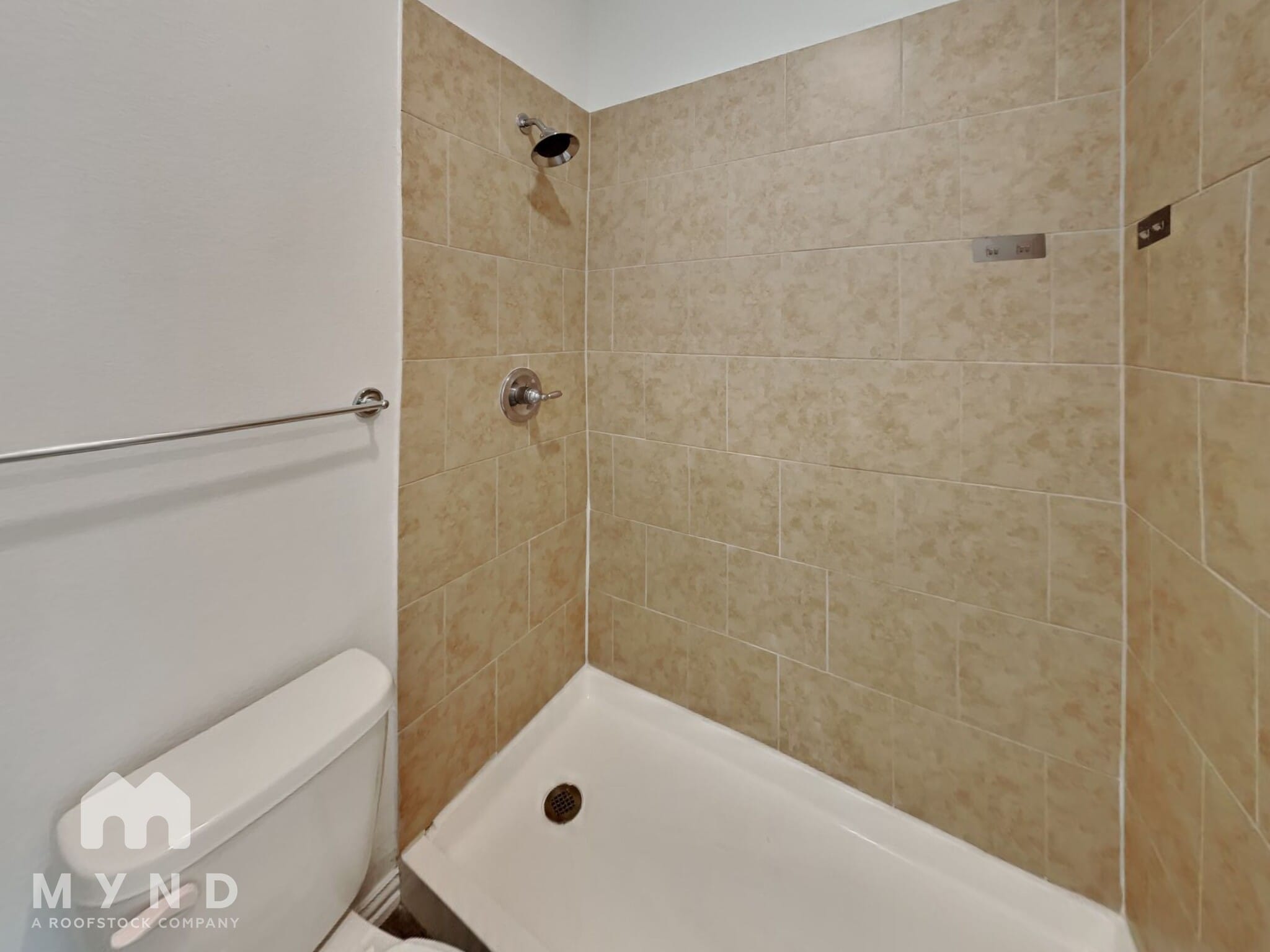 Building Photo - 3261 Karen St