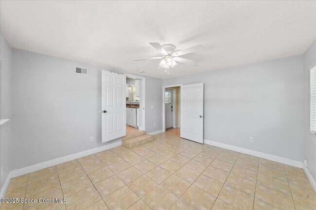 Building Photo - 1729 Trimble Rd