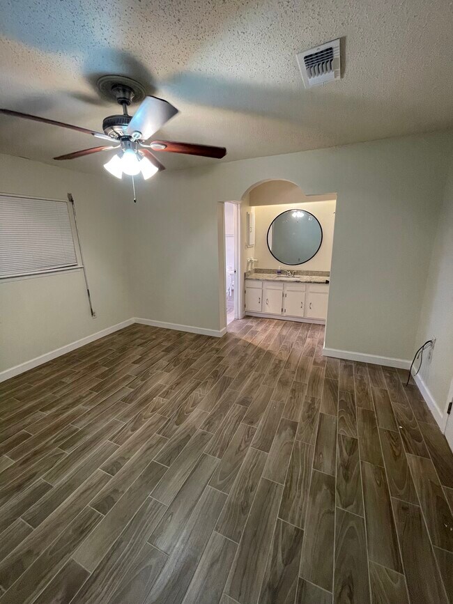 Building Photo - 2436 Tattersall Dr