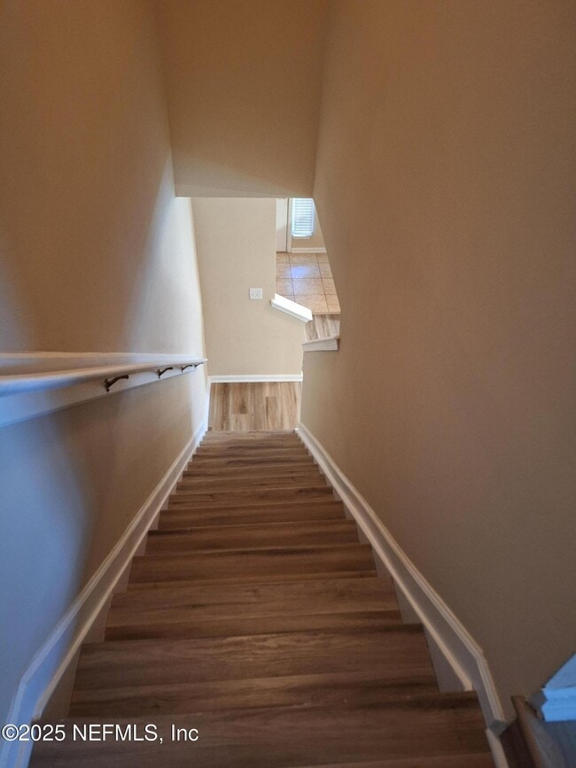 Building Photo - 7217 Deerfoot Cir
