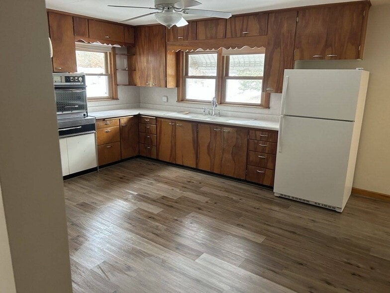 Building Photo - 2134 Graydon Ave