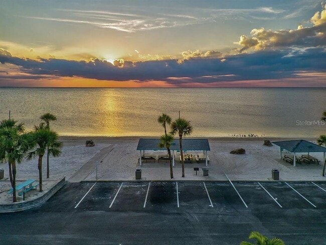 Building Photo - 4043 Topsail Trail