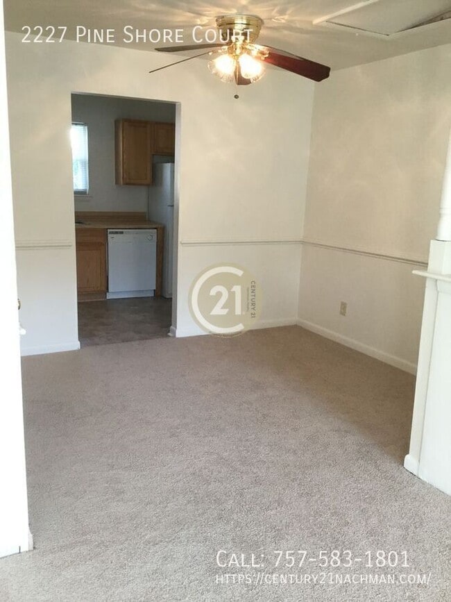 Building Photo - 2227 Pine Shore Ct