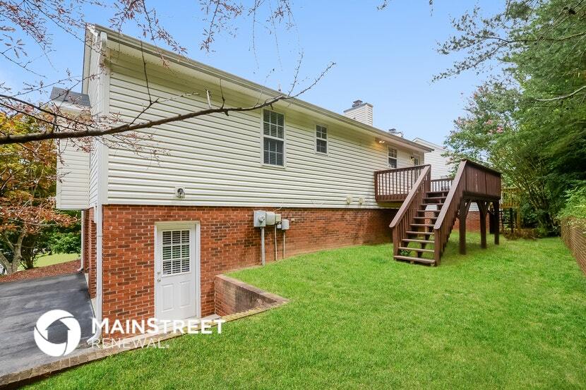 Building Photo - 5061 Windsbury Ridge Rd