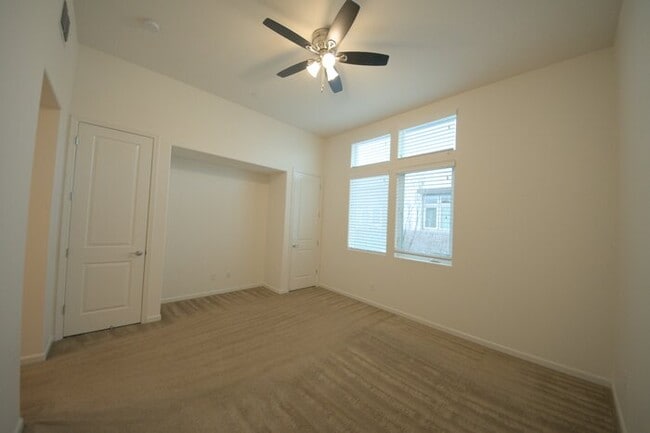 Building Photo - Dublin 3 stories 3 Beds, 3.5 Baths Townhouse in Boulevard community for rent