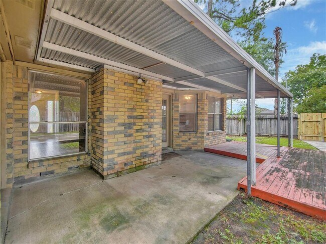 Building Photo - 23346 Balthasar St
