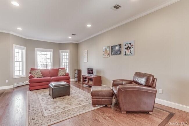 Building Photo - 5 Fant Farm Ln