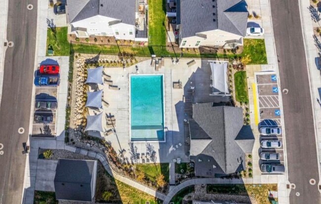 Building Photo - ? For Rent: Beautiful 3-Bedroom, 2-Bathroo...