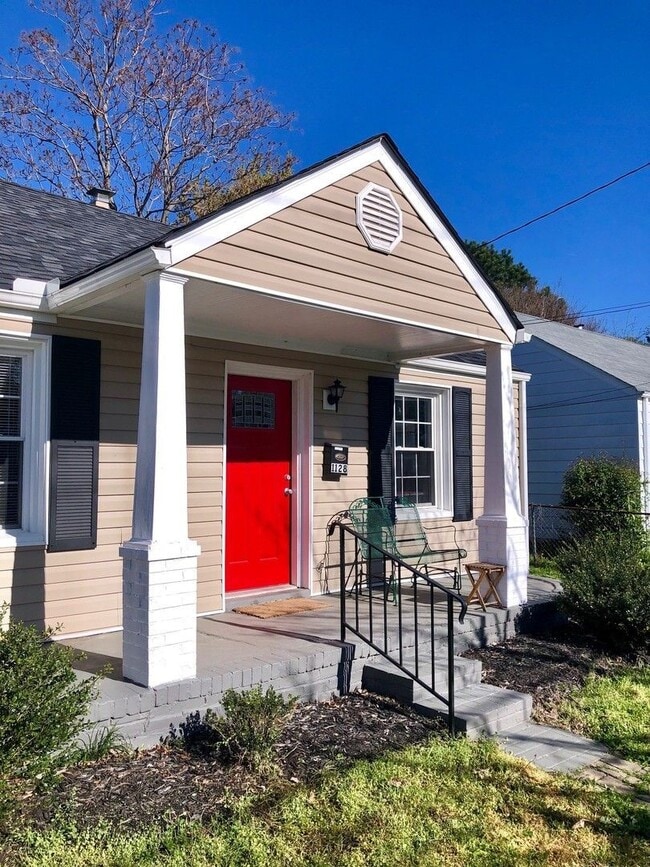 Building Photo - 1128 Sumpter St