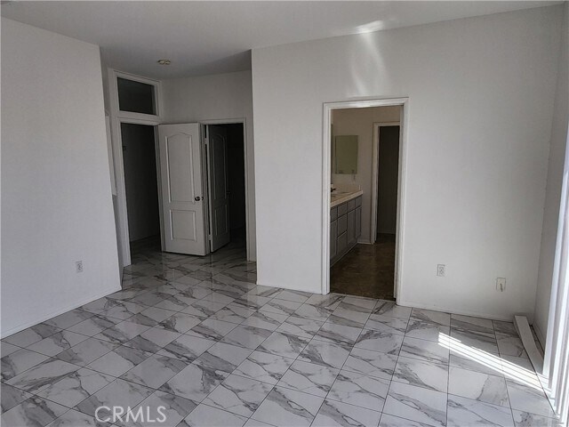 Building Photo - 950 Tucson Ct