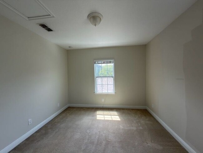Building Photo - 14212 Corrigan Ave