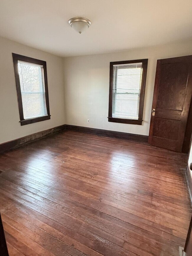 Building Photo - 1535 Arlington Ave