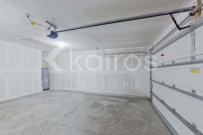 Building Photo - 9141 Aegean Cir