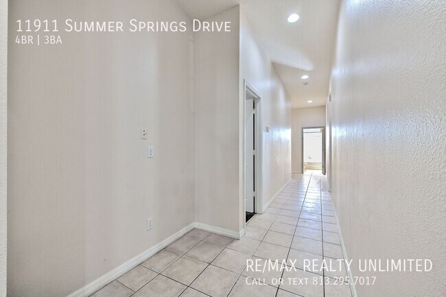 Building Photo - 11911 Summer Springs Dr