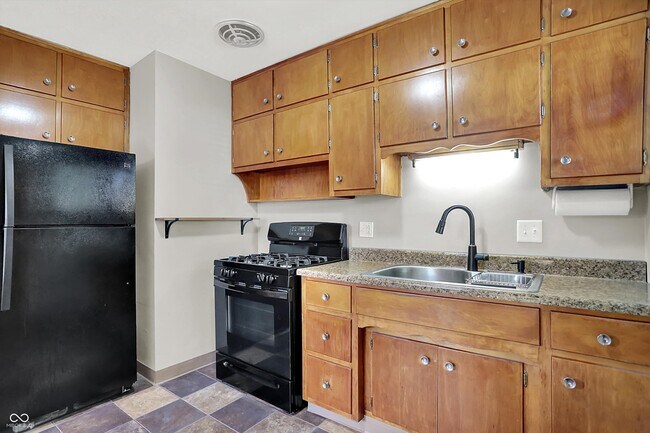 Building Photo - 1213 N Lesley Ave