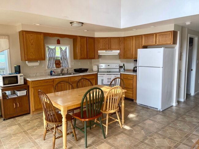 Building Photo - 24 Arrowhead Ln
