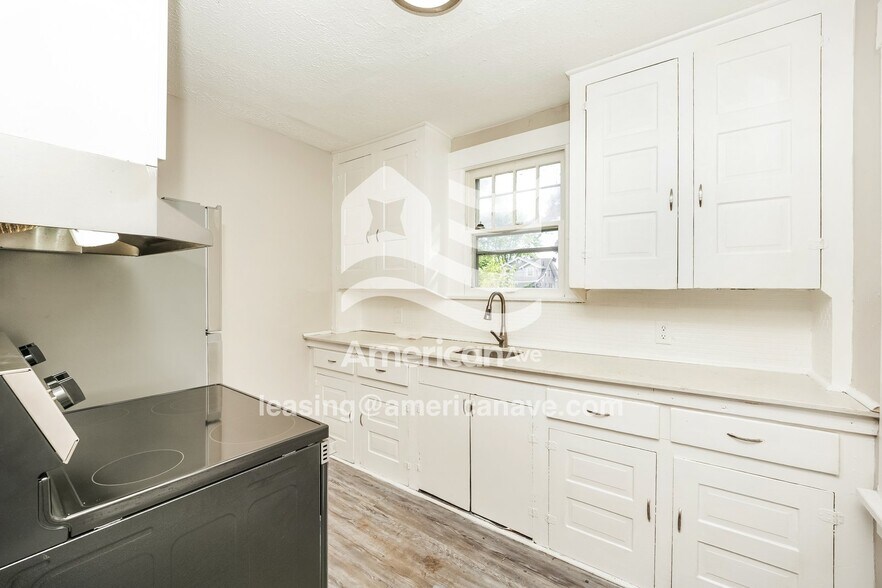 Building Photo - 128 Smith Ave NW