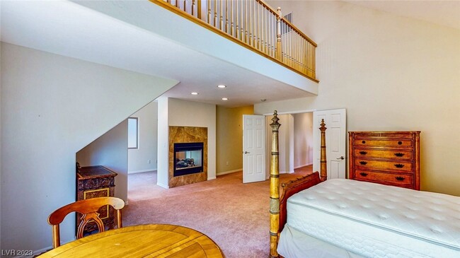 Building Photo - 348 Hanbury Manor Ln