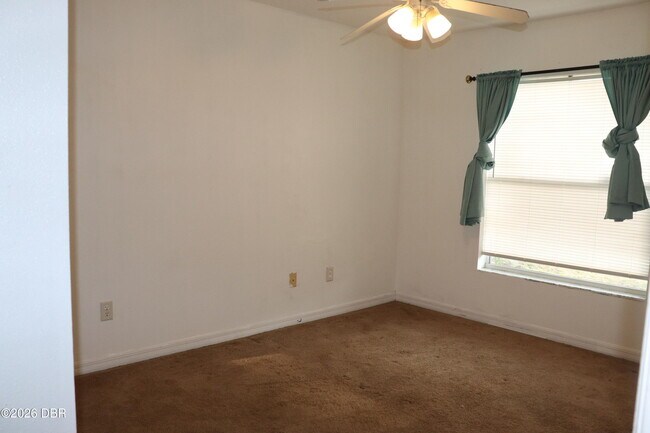 Building Photo - 1061 Oak Forest Cir