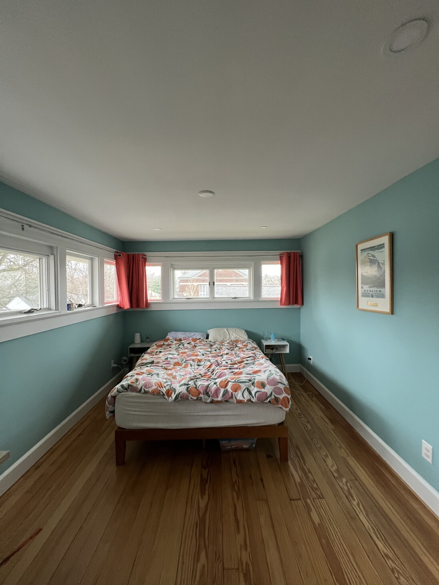 Building Photo - 549 S Lincoln St