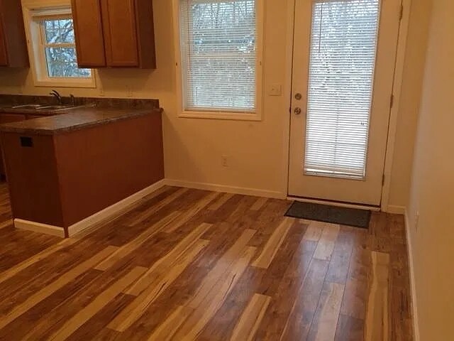 Building Photo - 369 W Sand Lake Rd