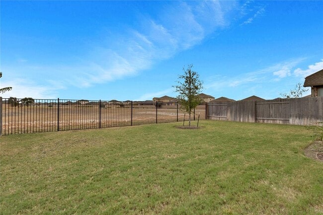 Building Photo - 18104 Clairess Ln