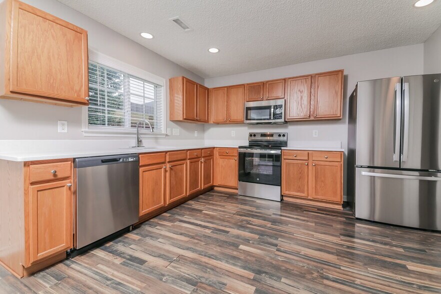 Building Photo - 506 Averasboro Dr