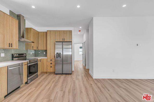 Building Photo - 1454 Yosemite Dr