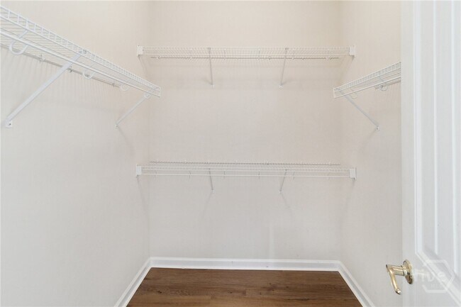 Building Photo - 117 Greyfield Cir