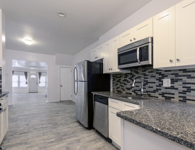 Building Photo - 5607 Springfield Ave
