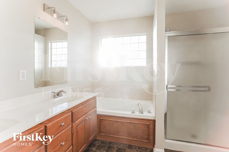 Building Photo - 20805 W 71st Terrace