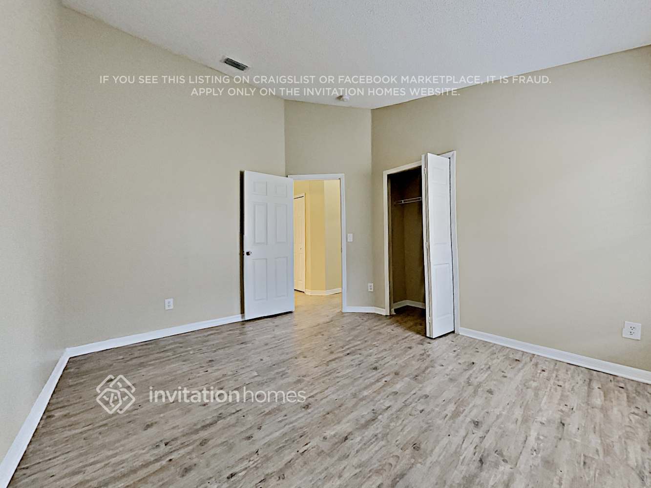Building Photo - 5745 Los Palma Vista Dr