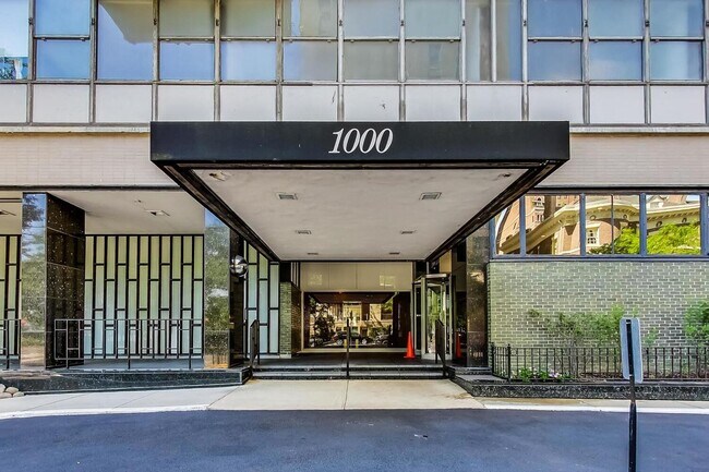 Building Photo - 1000 N Lake Shore Dr