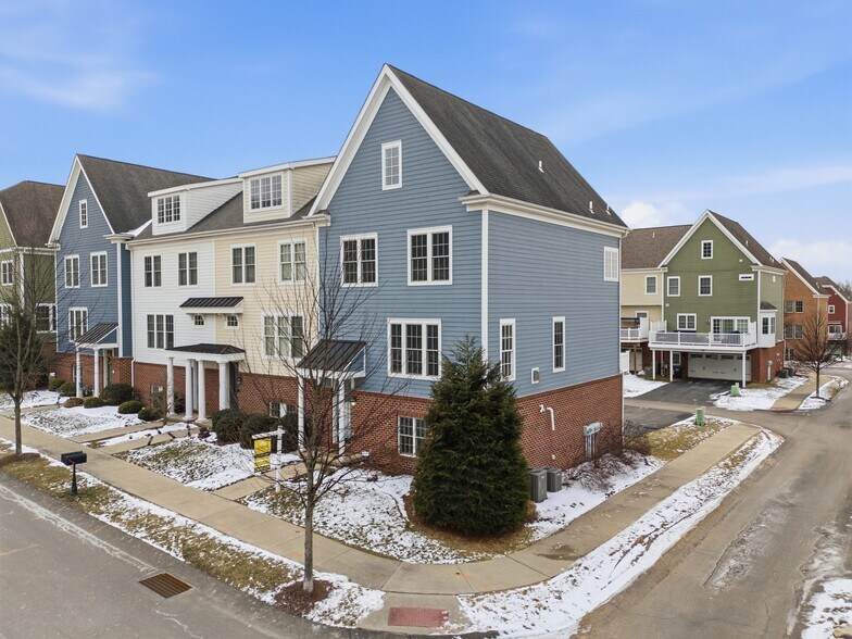 Building Photo - 200 Venango Trl