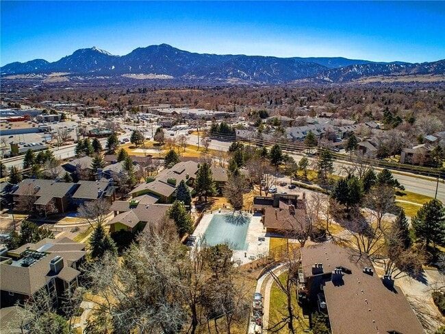 Building Photo - Effortless Style at Kalmia: Updated 2-Bed 2-Bath Condo with Premium Amenities