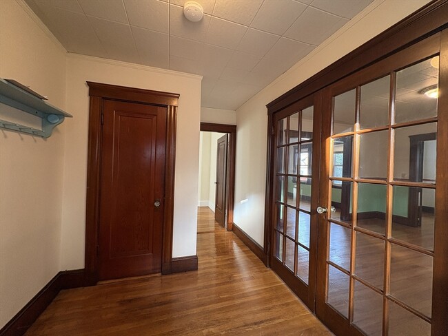 Building Photo - 155-157 Hillside St