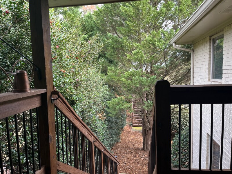 Building Photo - 449 Clairemont Ave