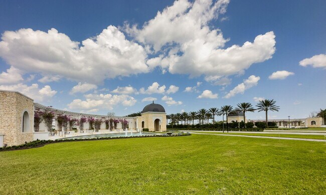 Building Photo - 9901 Regency Wy