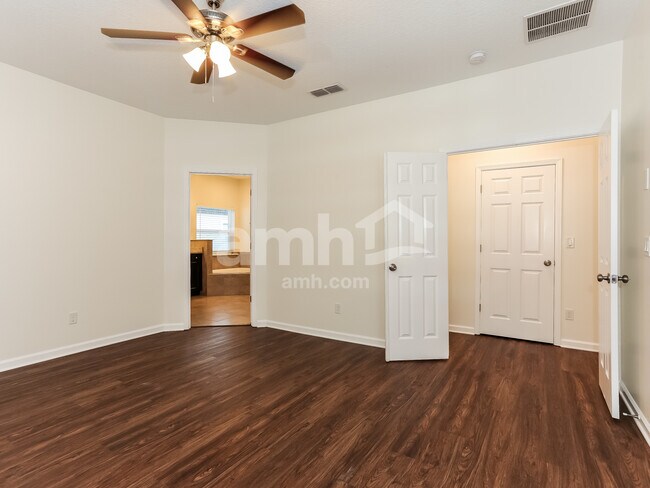 Building Photo - 85036 Furtherview Ct