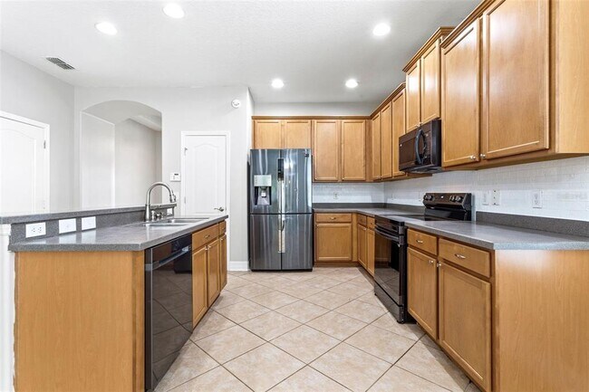 Building Photo - 7725 Tangle Rush Dr