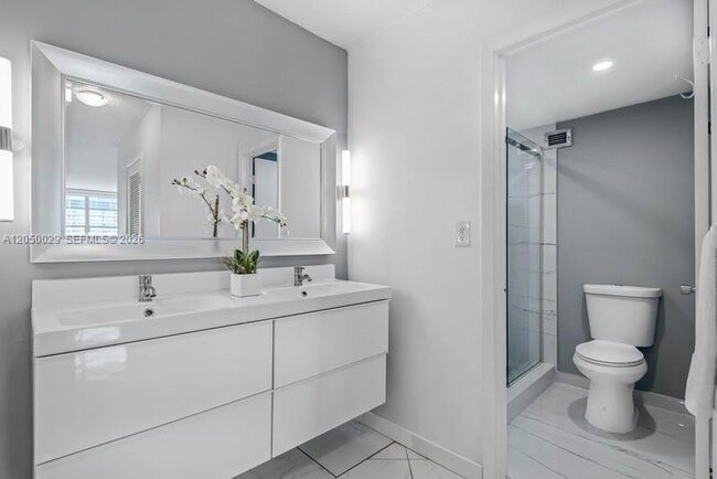 Building Photo - 3800 S Ocean Dr
