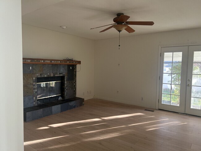 Building Photo - 11562 Cherry Knoll Cir