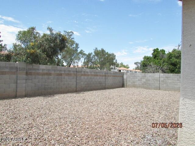 Building Photo - 6135 W Navajo Dr