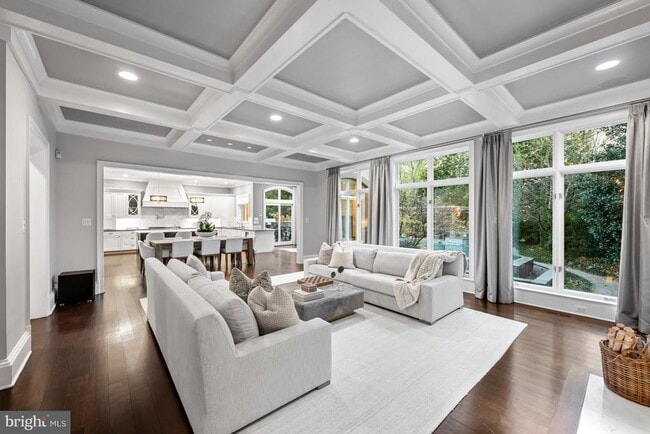 Building Photo - 8305 Fox Haven Dr
