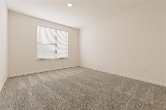 Building Photo - 1733 Dalhart Rd