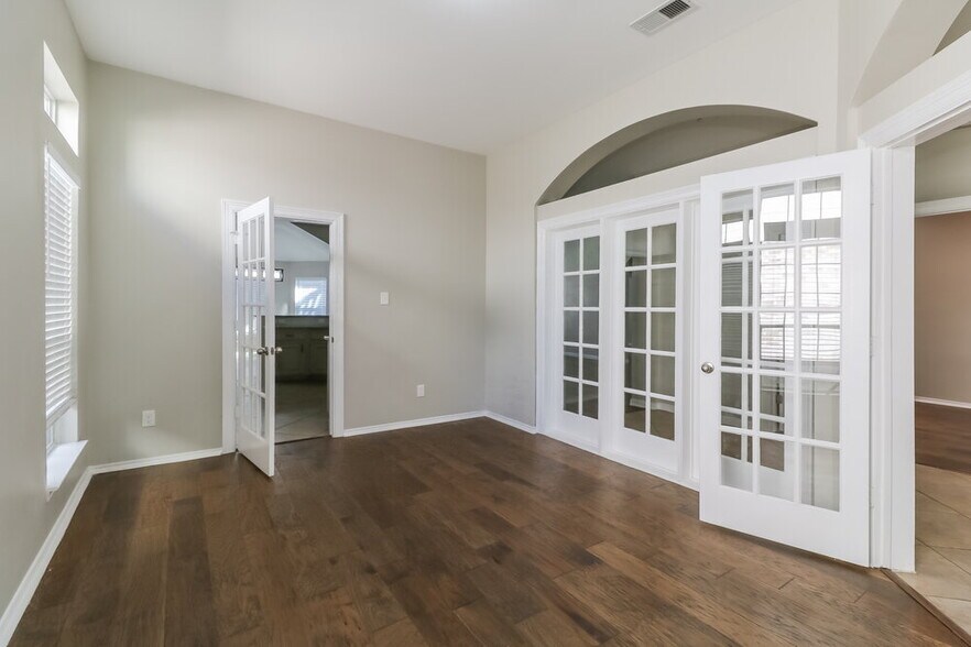 Building Photo - 15830 Mossy Shores Ct