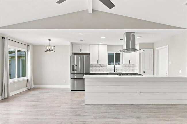 Building Photo - 12713 Rhea Ct