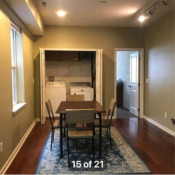 Building Photo - 2356 N Park Ave