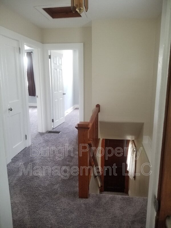 Building Photo - 944 Jackman Ave