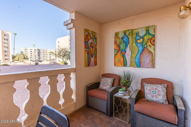 Building Photo - 7830 E Camelback Rd